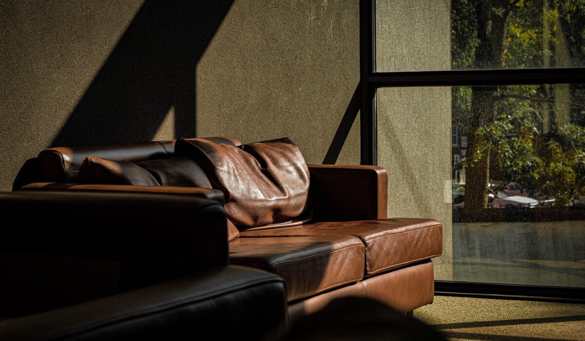 Corbyn Dining Table - blog 18