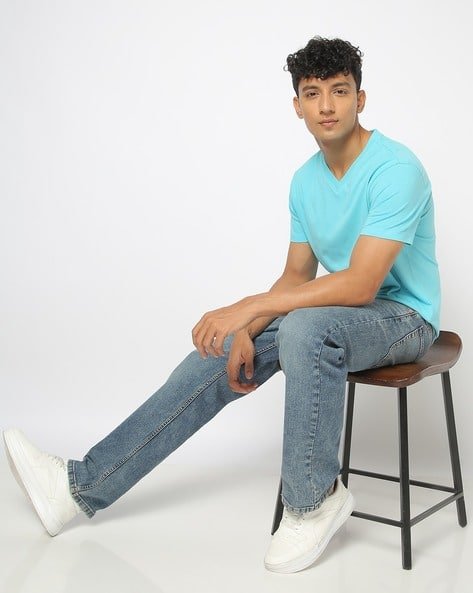 Yousta - Men Regular Fit V-Neck T-Shirt