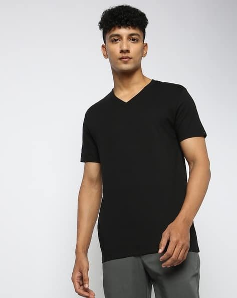 Yousta - Men Regular Fit V-Neck T-Shirt
