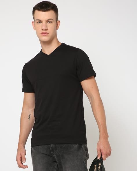 Yousta - Men Regular Fit V-Neck T-Shirt