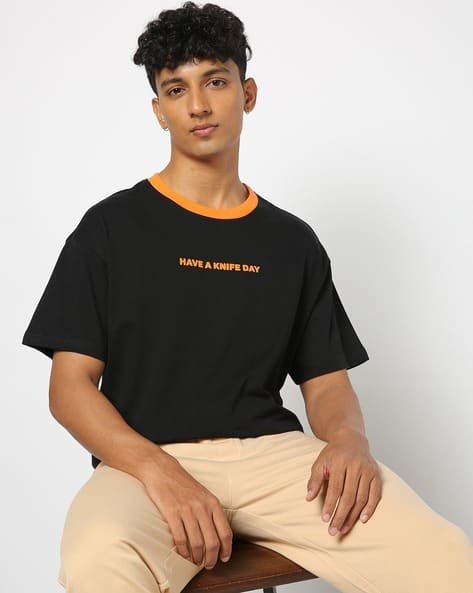 Yousta - Men Relaxed Fit Crew-Neck T-Shirt