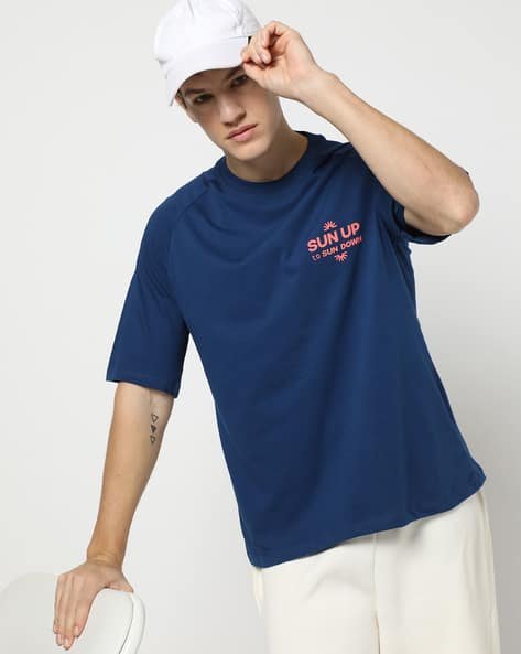 Yousta - Men Typographic Print Relaxed Fit Crew-Neck T-Shirt